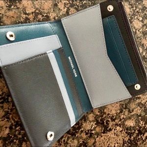 NWOT Michael Kors Wallet
